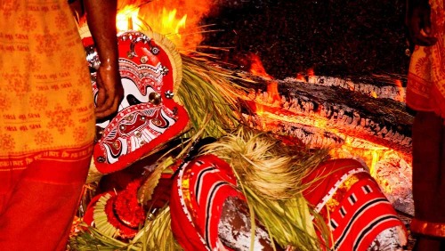 Best Theyyam tour in Kerala