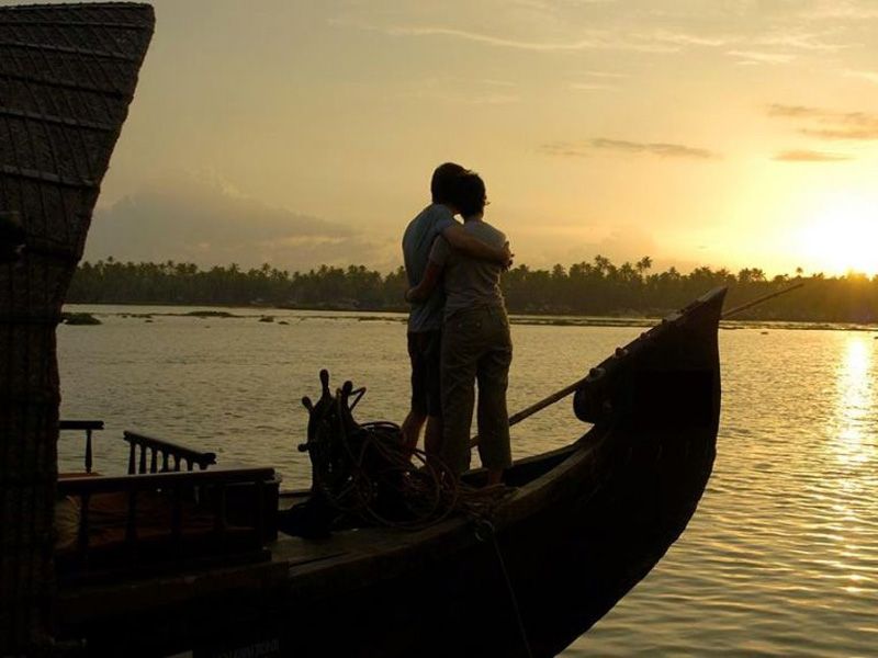 Best Honeymoon Tour Package in Kerala