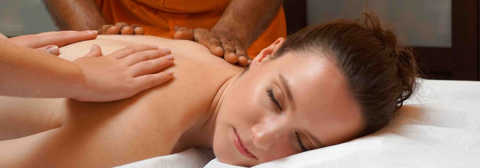 Learn Authentic Ayurveda Couple Massage