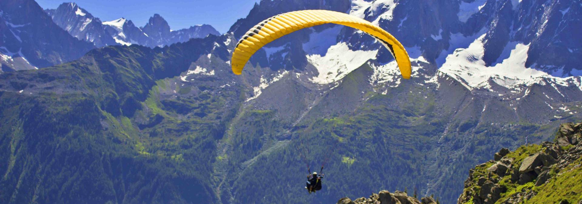 Learn Paragliding Courses in India