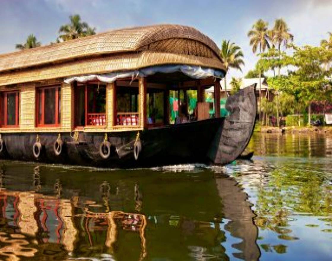 Book Kerala Backwaters